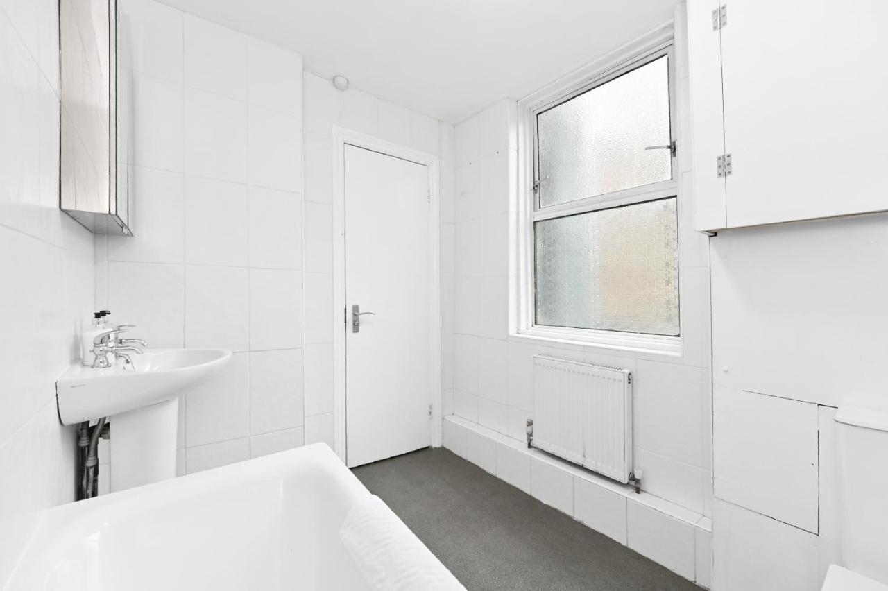 Covent Garden & Soho, Cosy & Cool, Spacious Apartment London Eksteriør billede